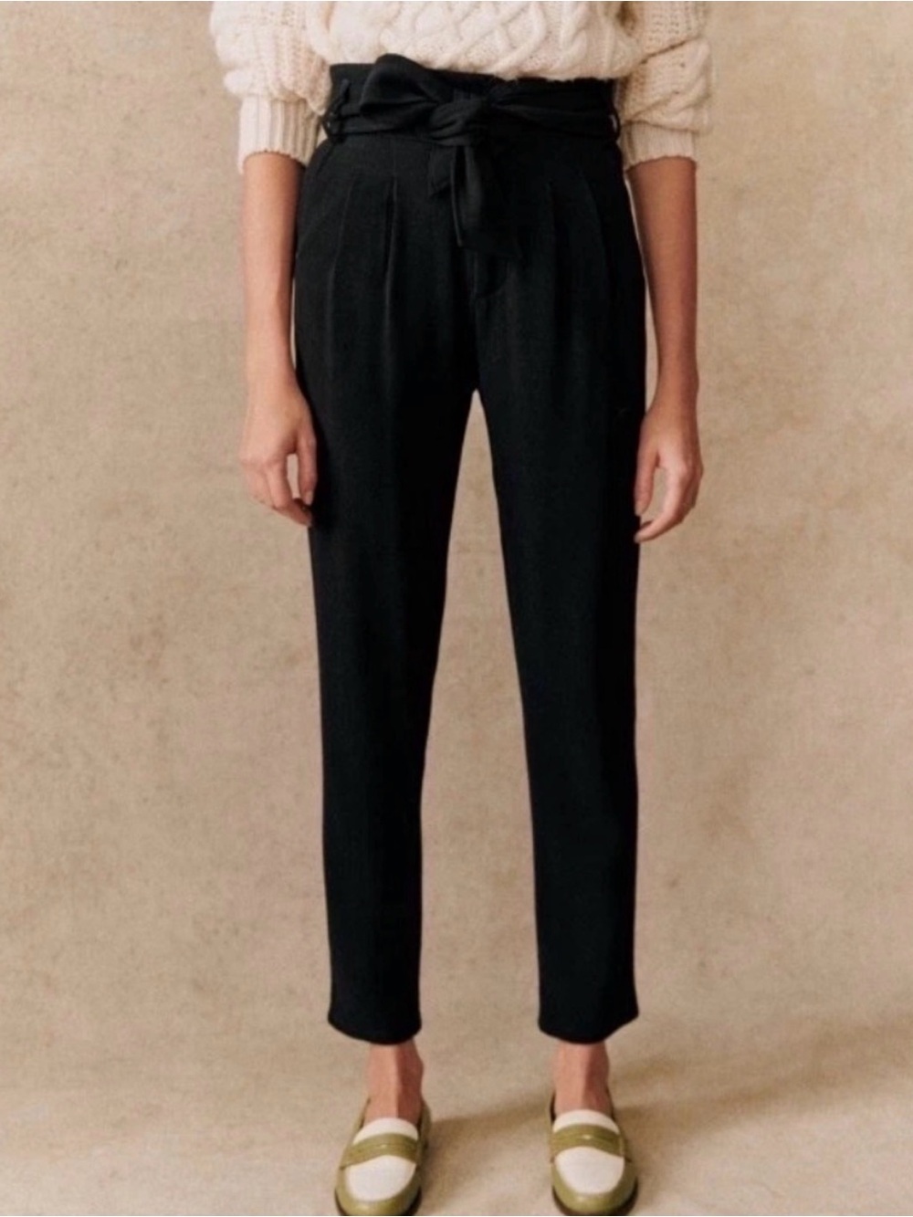 High-Waist Black Paperbag Trousers with Tie